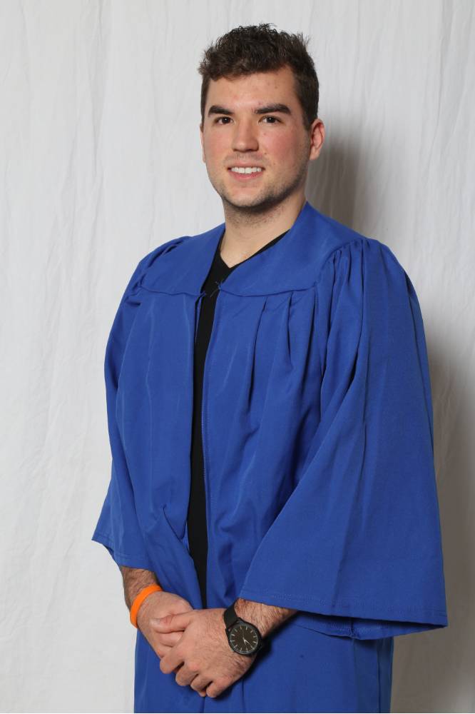guy graduating 5